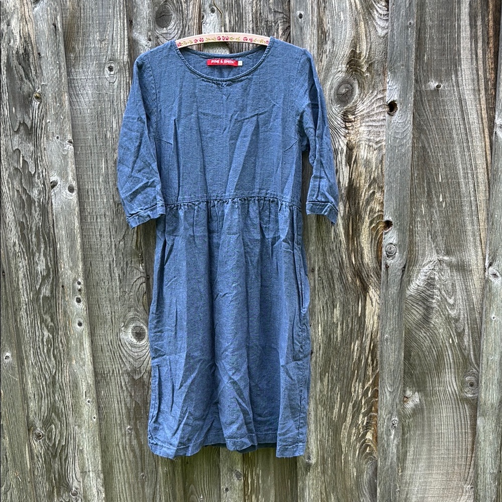 Pyne & Smith  size S knee length, 3/4sleeve